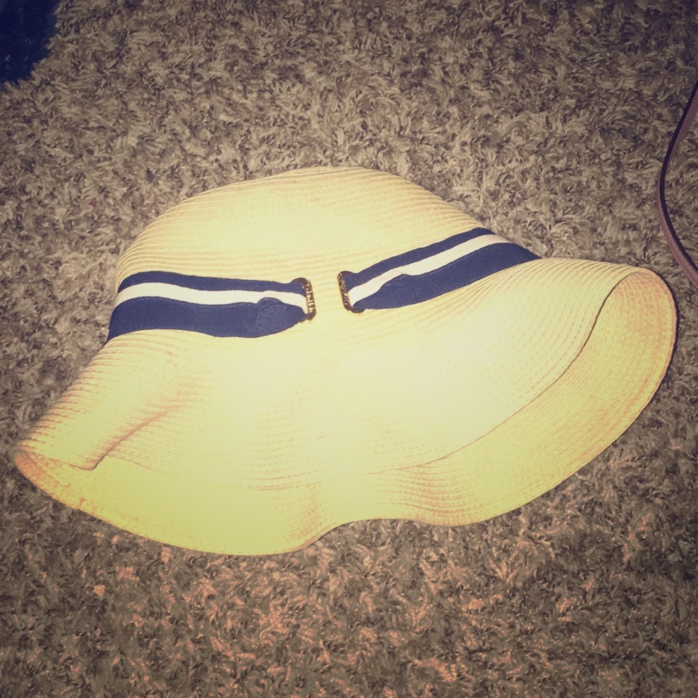 Calvin Klein hat